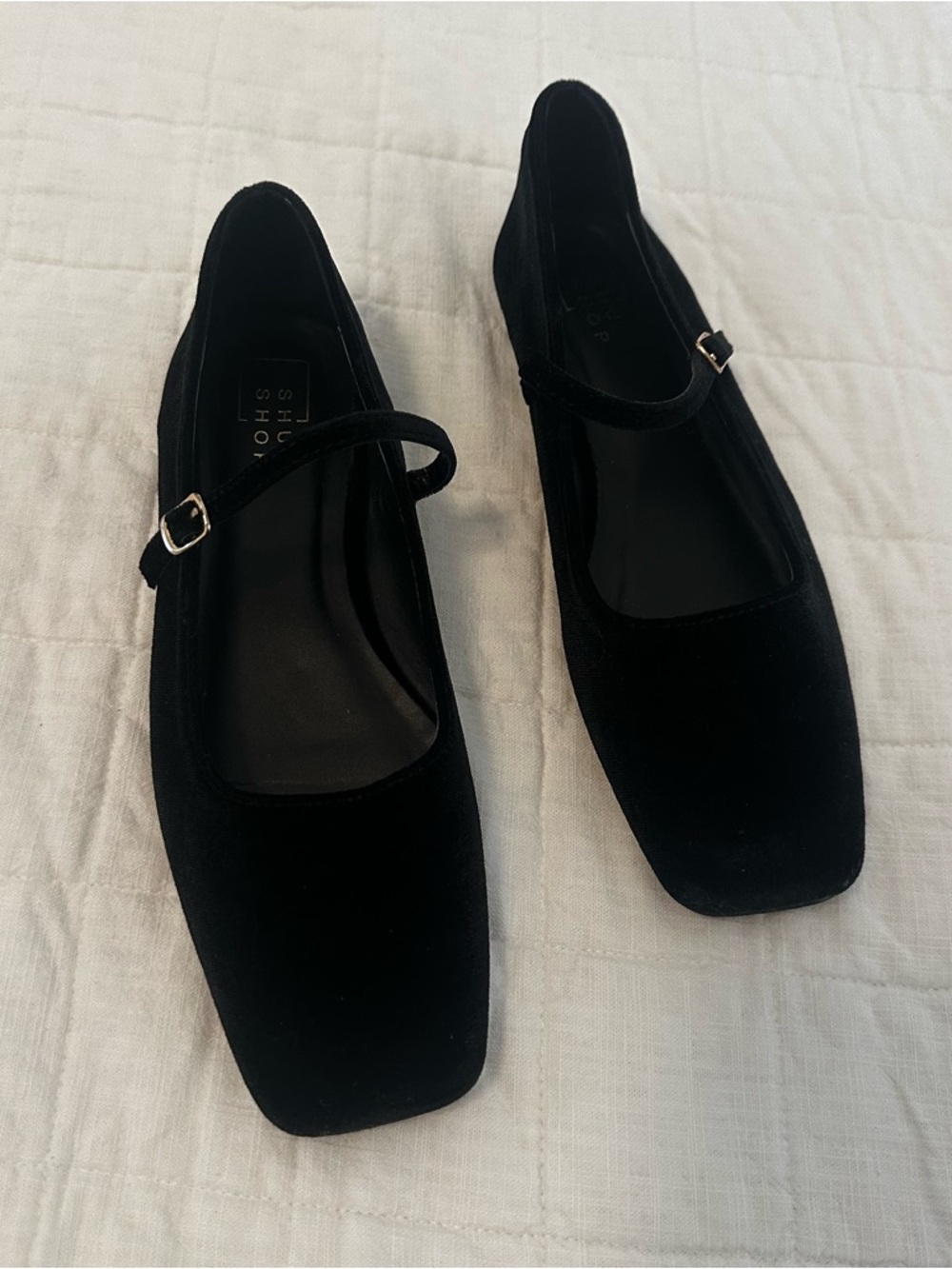 ShuShop Black Velvet Mary Jane Flats with Buckle Strap - Picture 3 of 4